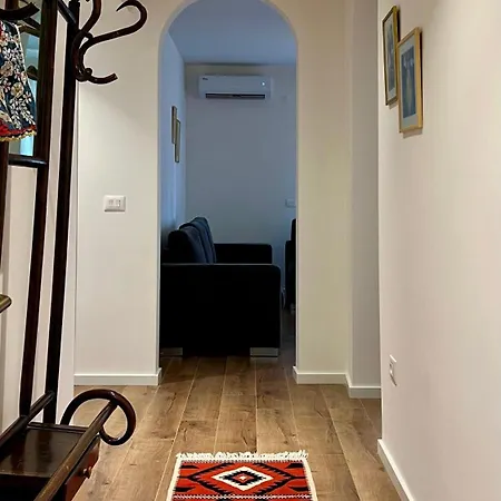 Tokaapartment2 아파트 티라나